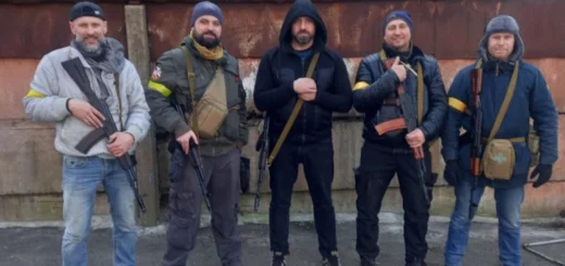 "Киев сытый, злой и вооруженный". Журналист Павел Казарин вступил в ряды ТРо и рассказывает о службе