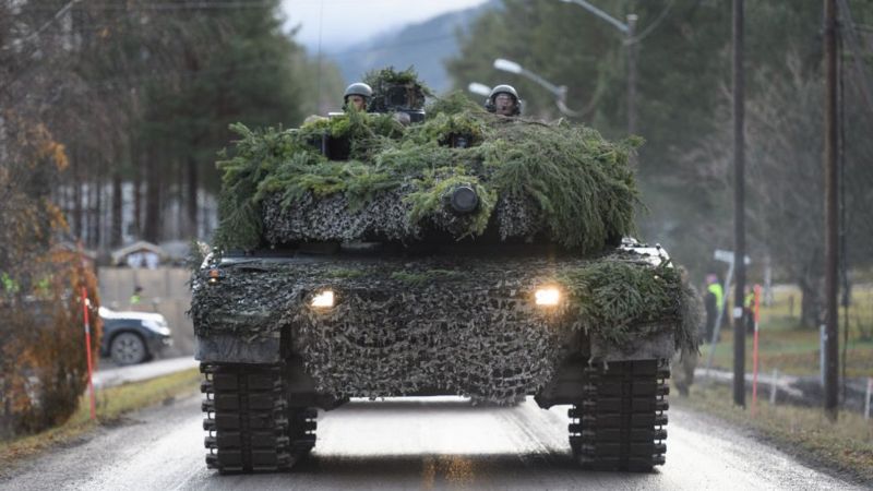 GETTY IMAGES Підпис до фото, Leopard польської армії на навчаннях