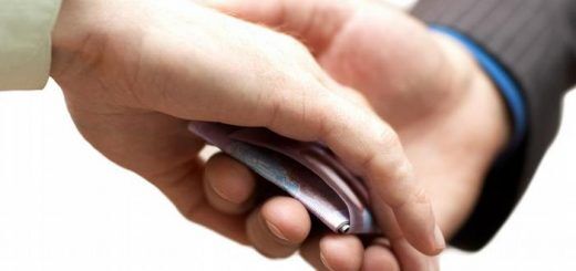 Боротьба з корупцією в Україні: "чорна діра" судової системи