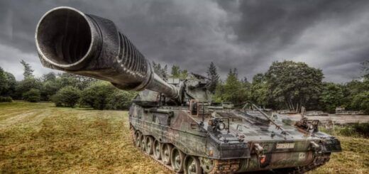 САУ Panzerhaubitze 2000