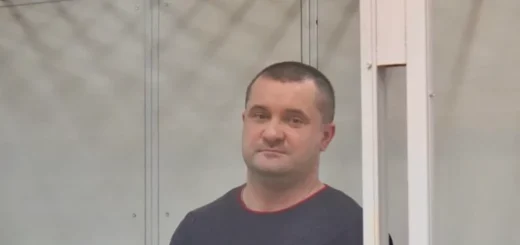 Зрадник з села Михайлівка-Рубежівка: бувший "мєнт" та податківець радо допомагав російськім окупантам