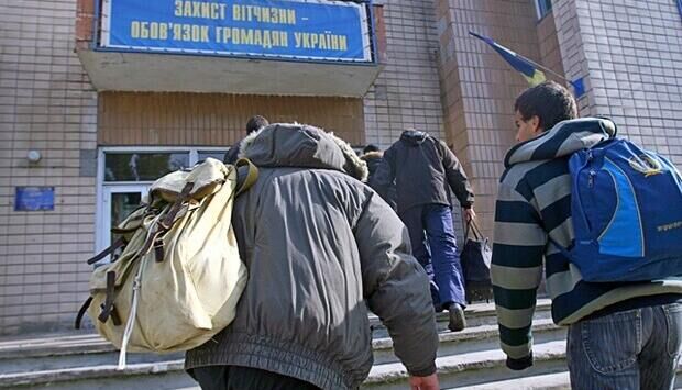 Кого можна називати ухилянтом? Уникнення мобілізації та відповідальність за це з точки зору закону