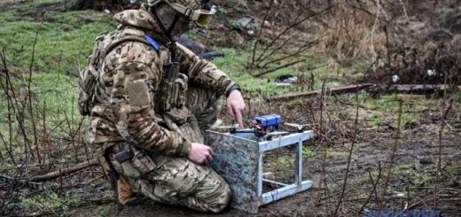 На фронті пліч-о-пліч з військовими б'ють ворога поліцейські