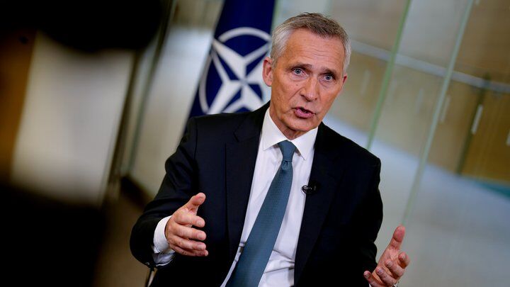 Генеральний секретар НАТО Єнс Столтенберг під час інтервʼю у штаб-квартирі НАТО в Брюсселі, Бельгія, 21 червня 2023 року. Фото: AP Photo/Virginia Mayo