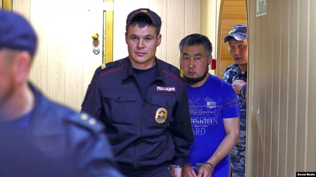 "50 тысяч помилованных головорезов". В России почти половина вернувшихся с войны зэков возвращается за решетку, где их снова вербуют