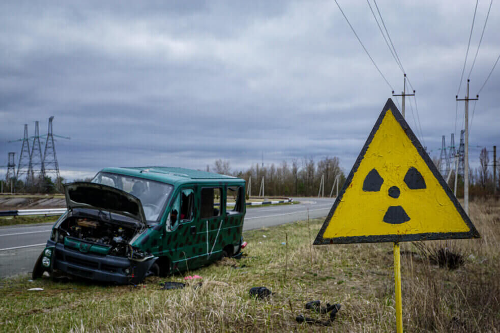 Як Україна викриває причетних до окупації ЧАЕС