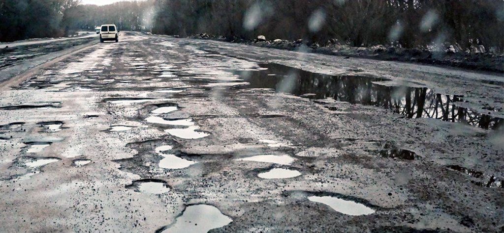 Скільки та як вкрали на будівництві доріг