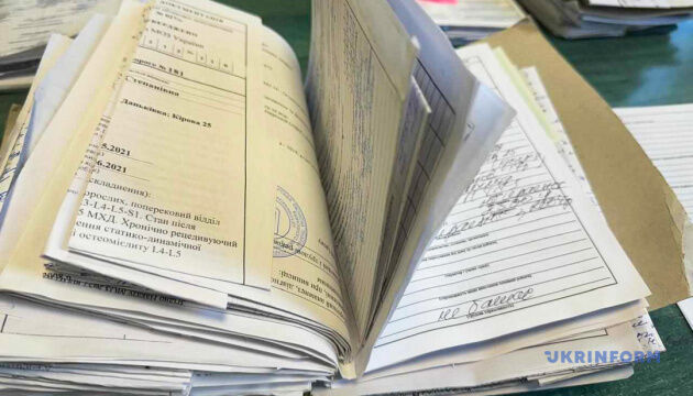 Щоб не йти до ЗСУ, ухилянти призовного віку «роблять» інвалідами бабусь, дружин і дітей