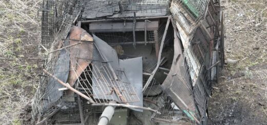 Нова зброя "другої армії світу" гараж-танки та тактика Першої світової війни