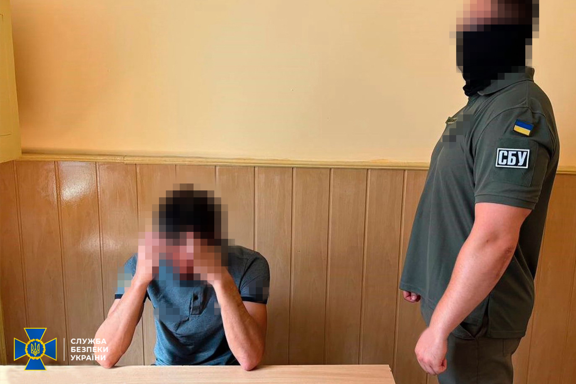 СБУ і Нацполіція затримали у Рівному рецидивіста, який на замовлення рашистів підпалив службовий пікап ЗСУ