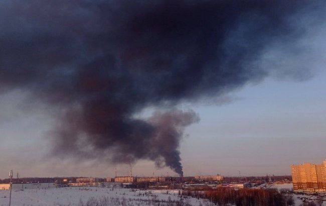 Російські оборонні заводи палають... й далі будуть це робити
