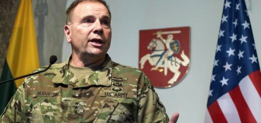Колишній командувач Сухопутних сил США у Європі Бен Годжес застерігає від покарання командирів за ймовірні помилки під час війни