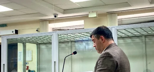 Як Насіров намагався втекти від правосуддя через мобілізацію. Репортаж з зали суду