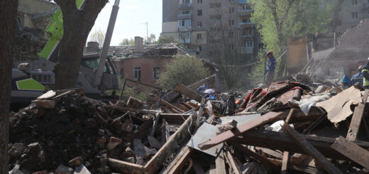 Завтрашній день, 25 квітня, в Києві оголошений Днем жалоби. В памʼять за жертвами масованої атаки ворога на столицю.