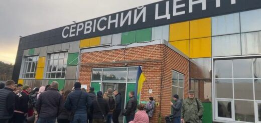 Продав машину. Заодно побачив, яка дичина відбувається в сервісних центрах МВС