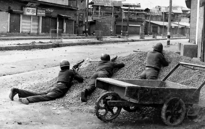 Повстанці, теракти, "хірургічні удари". Як Індія і Пакистан воюють вже 78 років