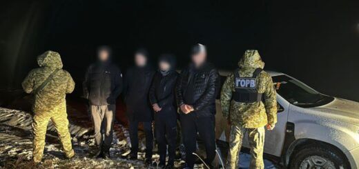 За схематоз для виїзду ухилянтів за кордон через Львівську ОВА засудили наймолодшого, двоє старших втекли