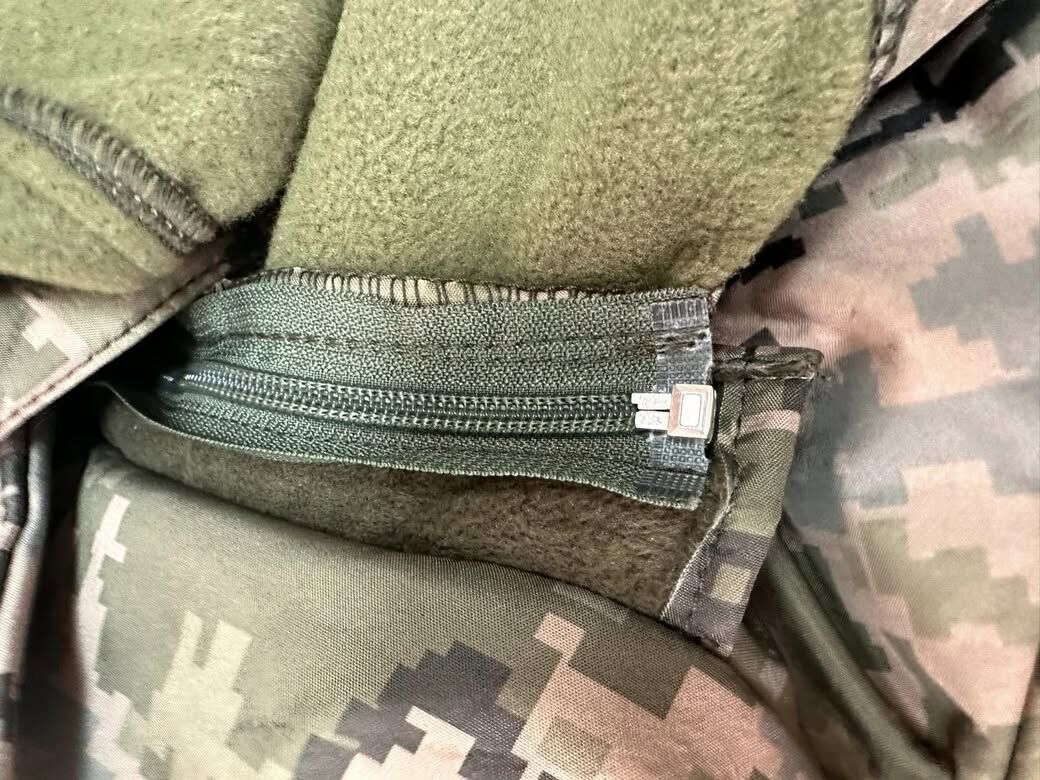Саботаж під час війни: постачальники погрожують залишити армію без курток і трусів