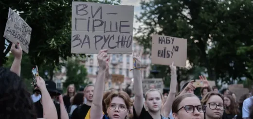 Коли влада втрачає голову: чим небезпечне прийняття закону проти антикор органів руками тих, хто сам підпадає під їхню юрисдикцію