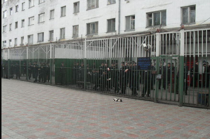 Сповідь зека з російської колонії для спецслужб і поліцейських: "Грушники часто сидять за наркоту, а чекісти - за кришування"