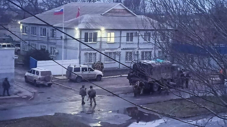 Сповідь українки, яка побувала в рабстві у російських окупантів: «Погрожуючи вбити, змушував готувати, прибирати і виконувати сексуальні забаганки»