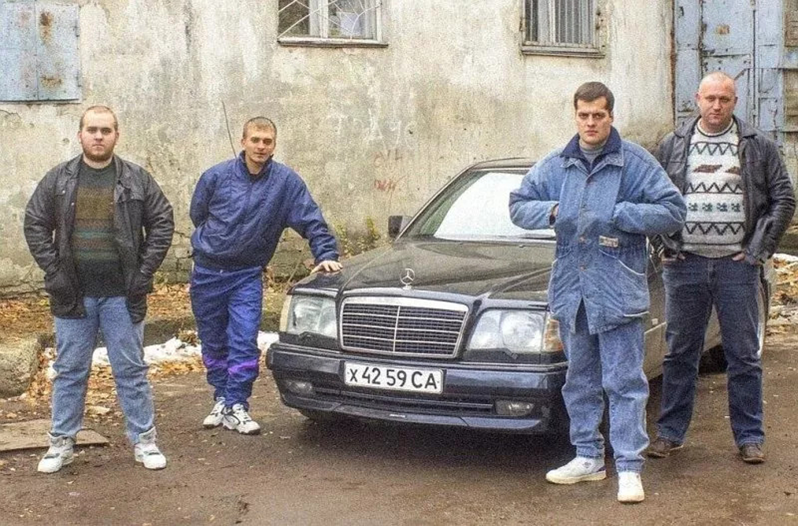 Дипломатія кулаків та заліза - як еволюція "стрілок" змінила кримінальне обличчя України 90-х