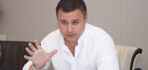 Максим Микитась