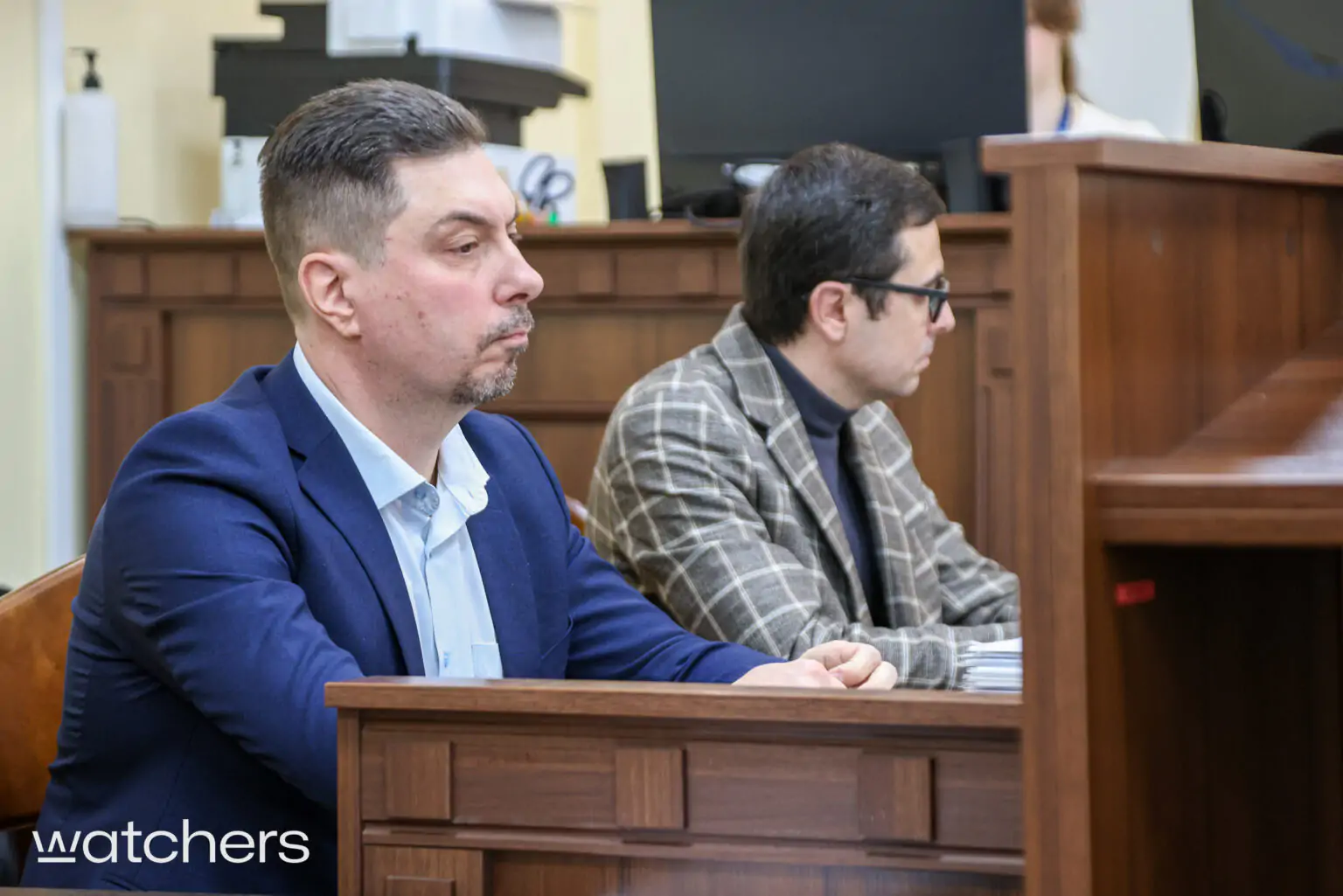 Чорна папка з доларами для пораненого бійця та інші дивовижні казки суддів Верховного Суду на плівках НАБУ