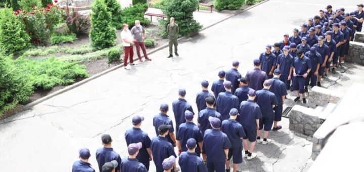 як легкий "підробіток у мережі" перетворює школяра на сліпого виконавця теракту на замовлення рашистів