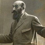 Анрі Ландрю під час судового процесу у справі про вбивства у Версалі. Листопад 1921 року. Фото: Mirrorpix / Vida Press