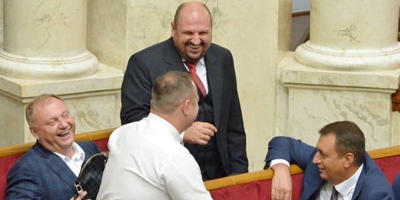 Прикосновенны, но неуязвимы: судебные процессы против нардепов затягиваются