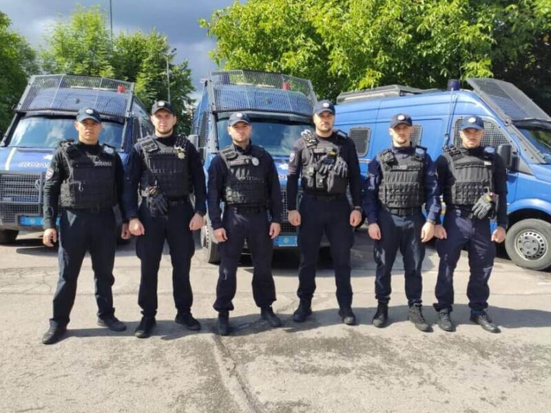 Патрульные подразделения тактико-оперативного реагирования (ТОР) Назарий Андрушкив, Станислав Гетьман, Александр Демчина, Степан Дорош, Дмитрий Леськив и Олег Устияновский. Фото: страница Алексея Белошицкого в фейсбуке