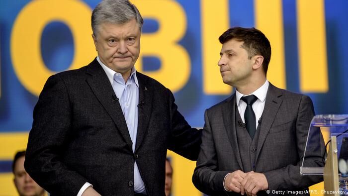 Стадион так стадион: годовщина дебатов Зеленского и Порошенко. Что с обещаниями?