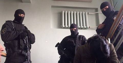 Як поводитися, якщо до вас прийшли з обшуком. Поради адвоката