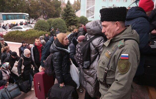 Що задумали російські загарбники у окупованому, поки що, Херсоні
