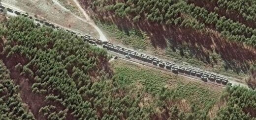 Російська військова колона під Києвом