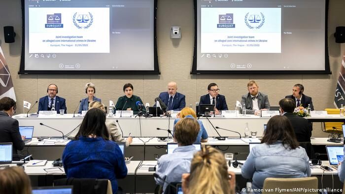 Генпрокурор Ирина Венедиктова и президент Евроюста Ладислав Хамран обсуждают в Гааге координацию действий JIT по преступлениям РФ в Украине