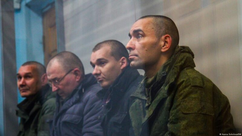 Як російських військових судили за катування учасників АТО