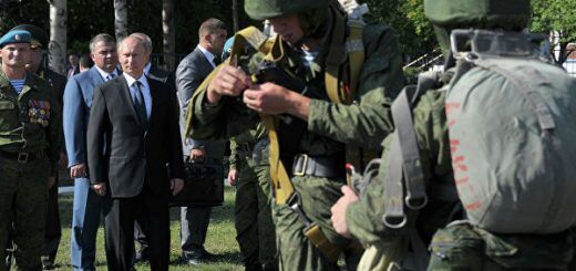 В возможном противостоянии с россиянами также нельзя сбрасывать и боевой опыт наших десантно-штурмовых частей, которые с весны 2014 г. на фронте и принимали участие во всех крупных операциях на Донбассе. За эти годы уже отработаны методики борьбы - причем не только с бандформированиями местных коллаборационистов, но и с линейными частями российской армии.
