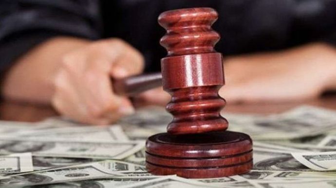 Дев’ять тисяч скарг на українських суддів