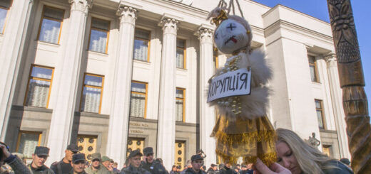 Люди все бачать і все визнають.