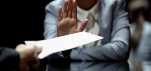 Великий антикорупційний аналіз: Україна має зосередитися на запобіганні корупції, а не покаранні