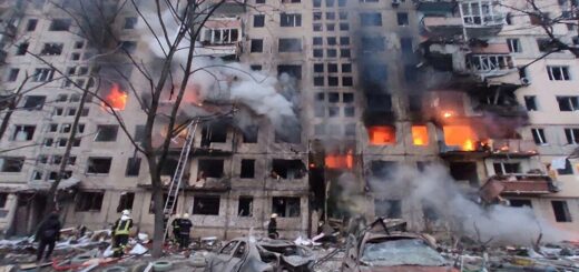 «К власти в России пришел человек из КГБ, а их учат искать не друзей, а врагов»