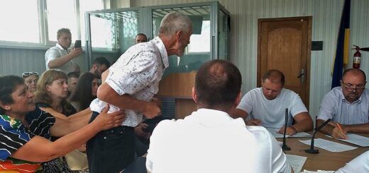 «Він на свободі, а наші діти — в землі»