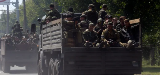 Проросійські бойовики так званого батальйону «Восток» на вулицях Донецьком, 10 липня 2014 року.