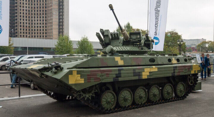 Что Украине делать с нехваткой легкой бронированной техники