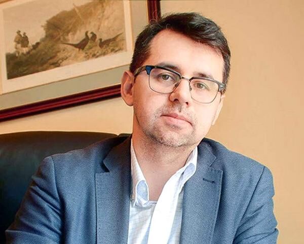суддя Дніпровського районного суду міста Києва - Едуард Михайлович Бовкун
