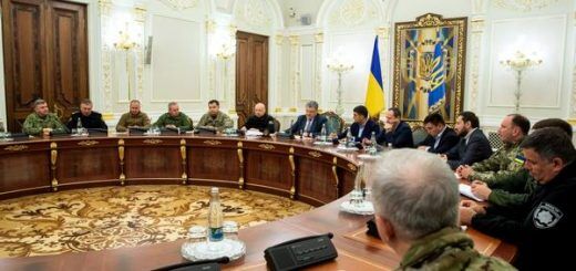 Украина готовится ввести военное положение из-за захвата Россией кораблей военного флота