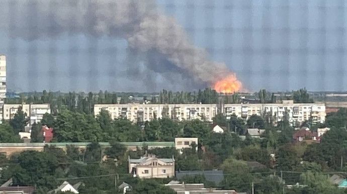 Что ВСУ уничтожили на складе российских войск в Чернобаевке