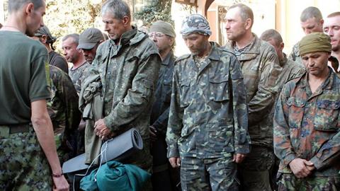 Конвеєрне правосуддя для полонених із «ЛНР»/«ДНР»